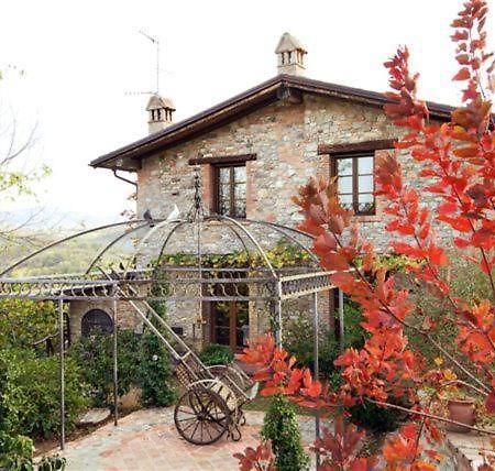 Cascina La Buca Guest House Castello di Serravalle Exterior foto